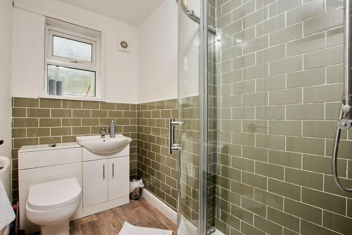 度假居 Charming House - Close To City Centre - Self-Check-In - Free Parking, Fast Wifi And Smart Tv By Yoko Property 谢菲尔德
